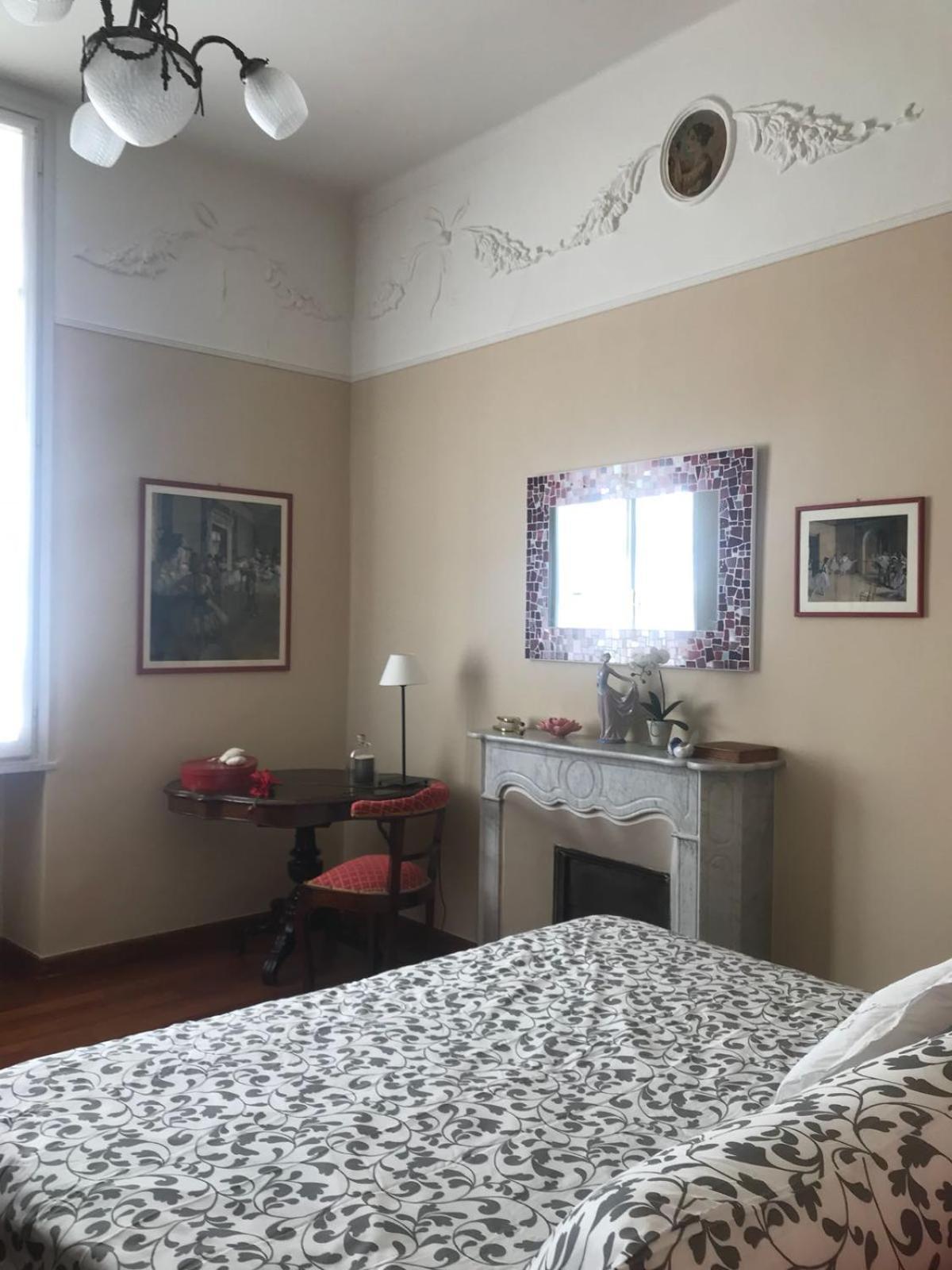 B&B Agapantus In Una Villa Dell'800 Dolceacqua Kültér fotó