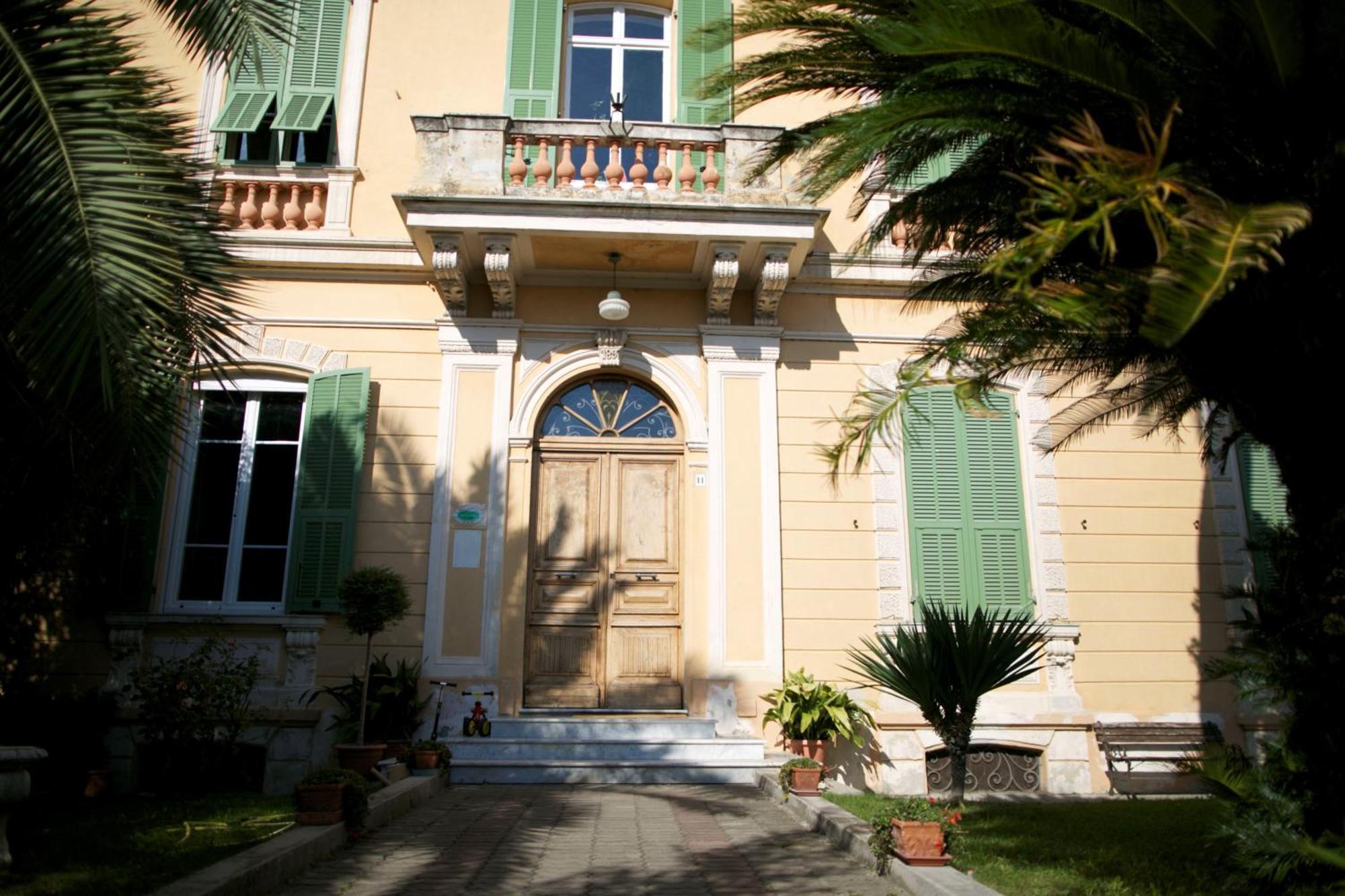 B&B Agapantus In Una Villa Dell'800 Dolceacqua Kültér fotó